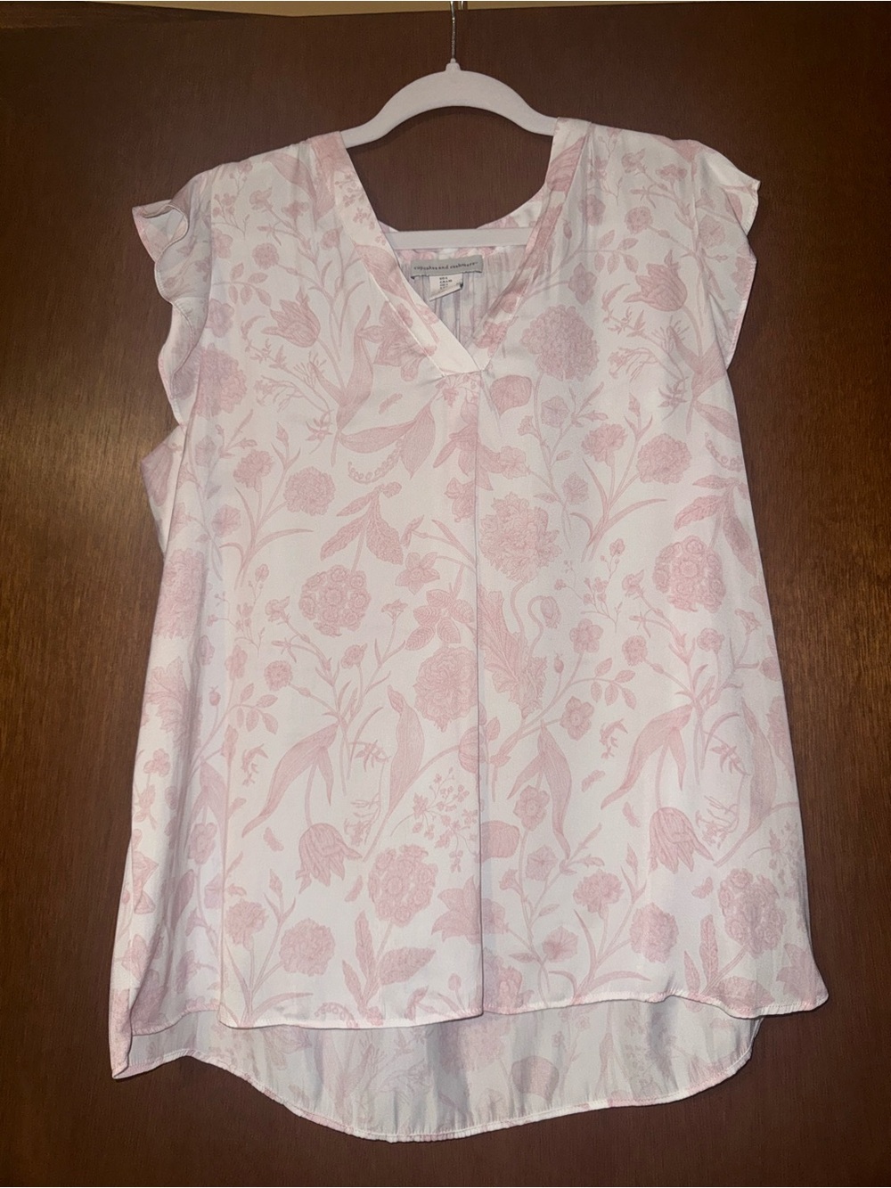 cupcakes & cashmere Pink Floral V-Neck Flutter Sleeve Blouse